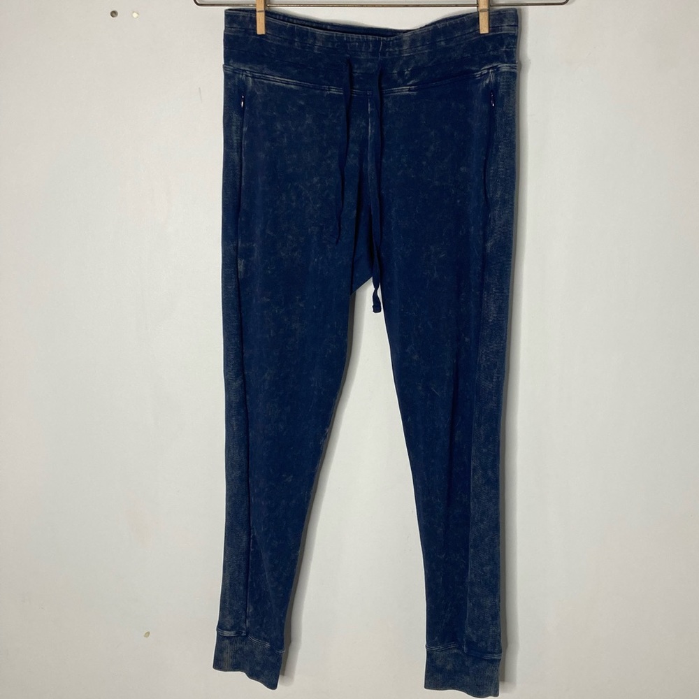 PINK Yoga Victoria's Secret Size Medium Blue Wash Out Joggers Sweatpants - Picture 2 of 9